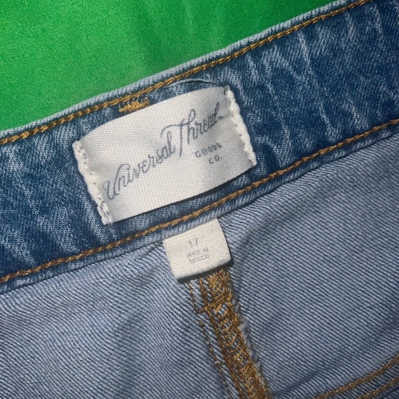 Universal Thread Denim Midi Skirt with Front Slit size 17 - Picture 5 of 8